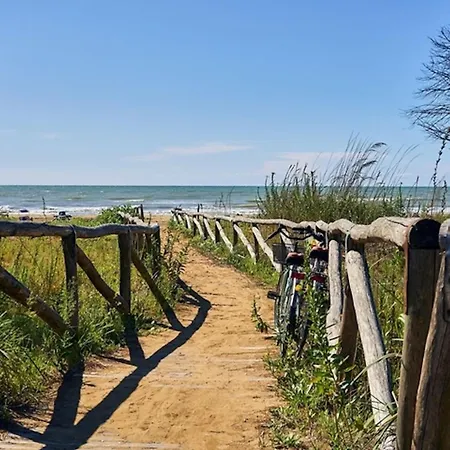 Warm And Bright In Near The Sea Apartment Bibione