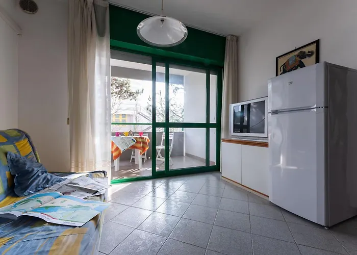 Warm And Bright In Near The Sea *